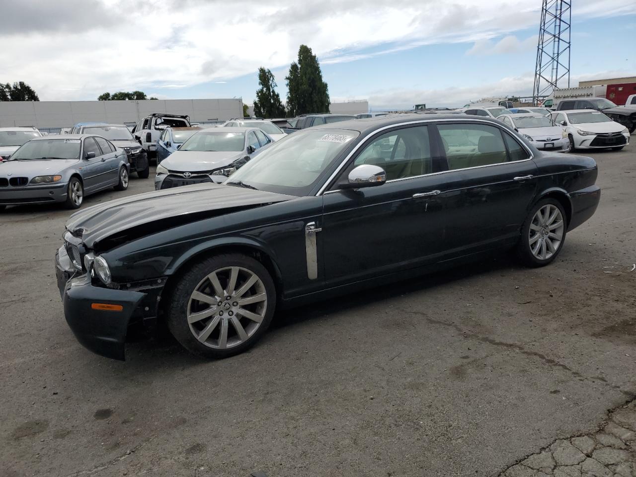 2008 Jaguar Xj Vanden Plas Green vin: SAJWA82B58SH19317