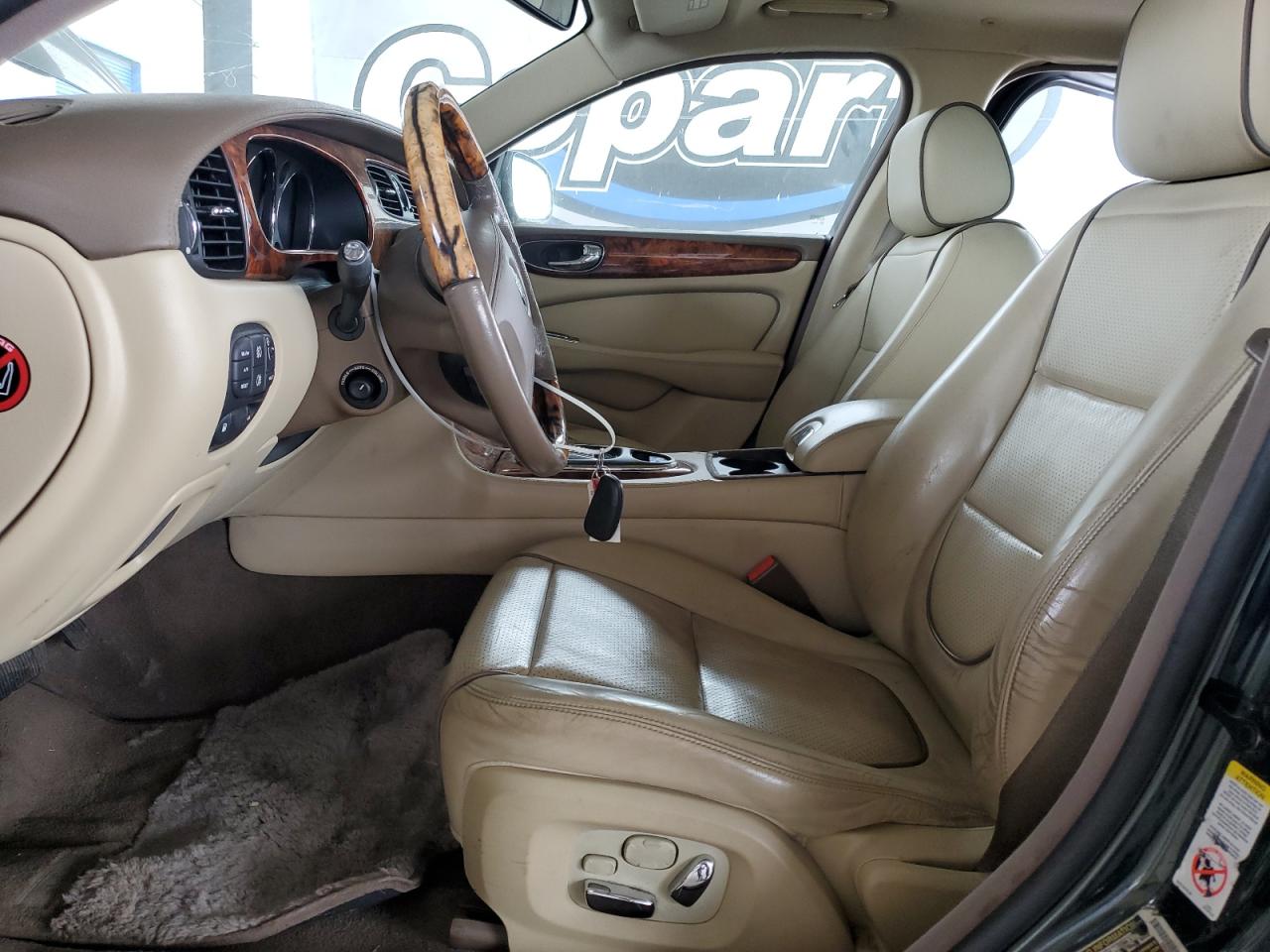2008 Jaguar Xj Vanden Plas Green vin: SAJWA82B58SH19317