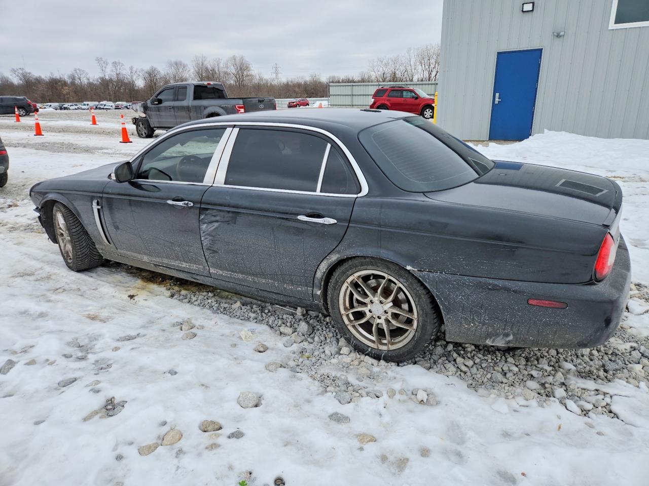 2008 Jaguar Xj Vanden Plas Black vin: SAJWA82B58SH22752