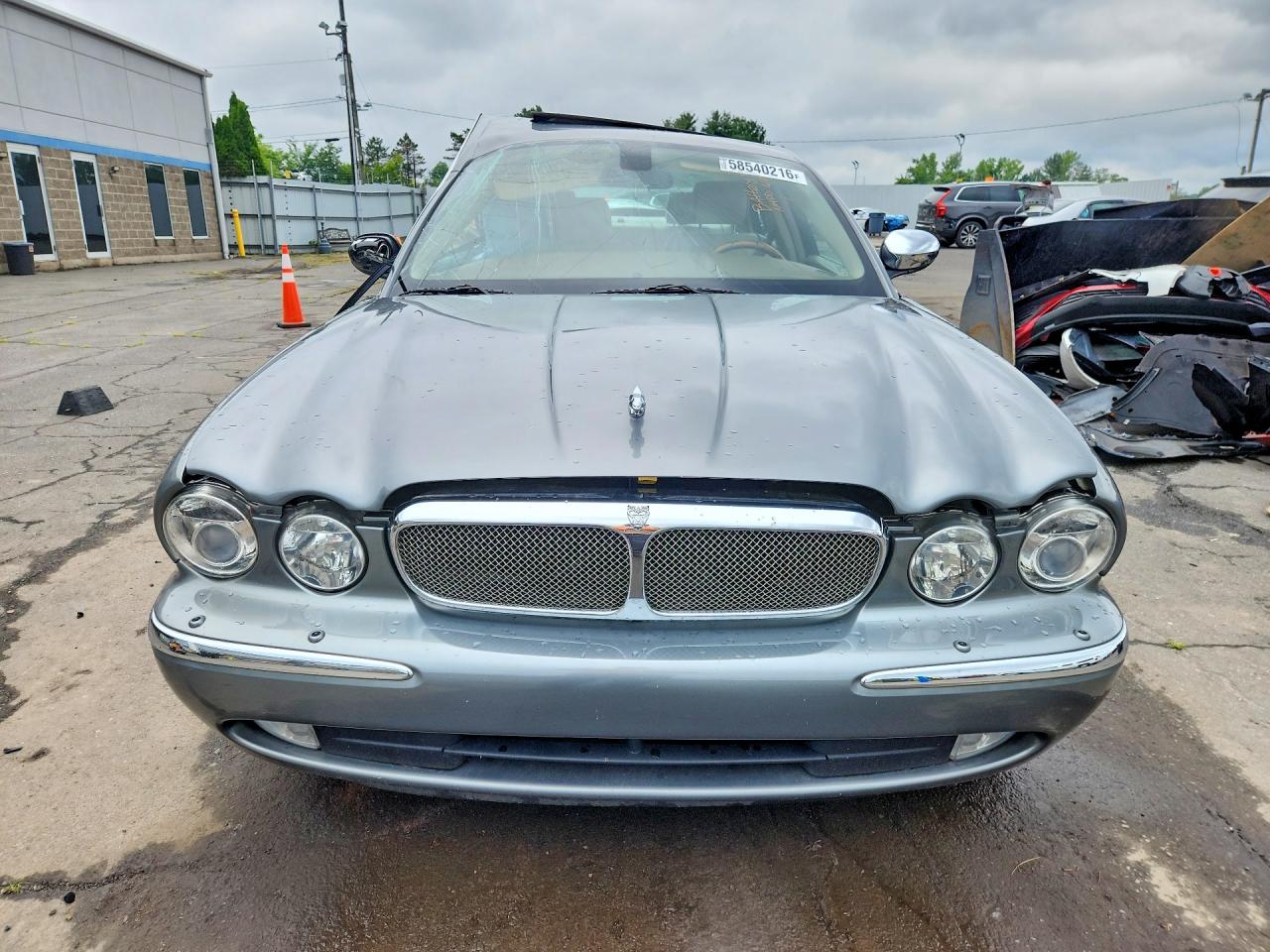 2006 Jaguar Vandenplas Gray vin: SAJWA82B66SH02121