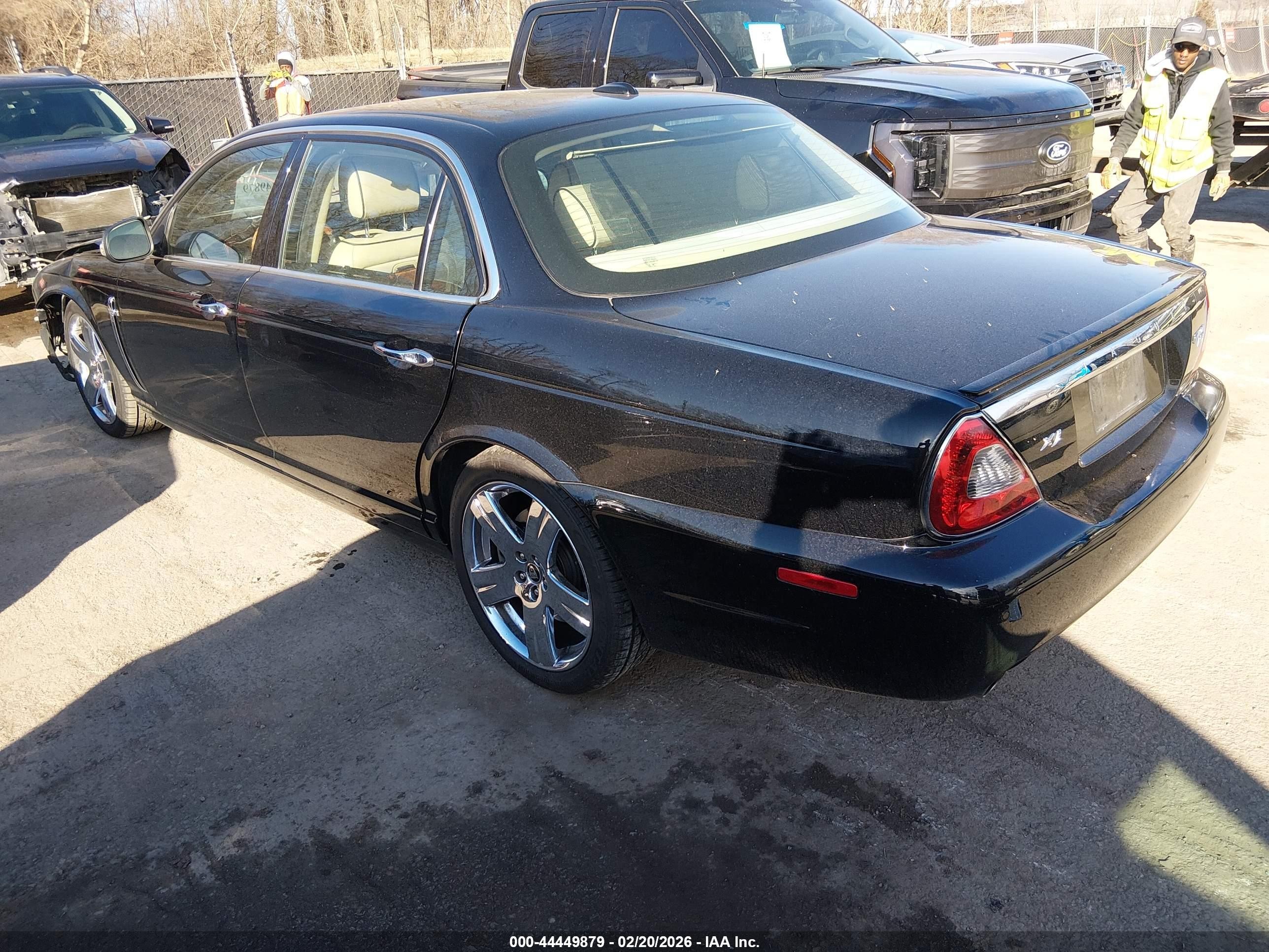 2008 Jaguar Xj Vanden Plas Black vin: SAJWA82B78SH29363