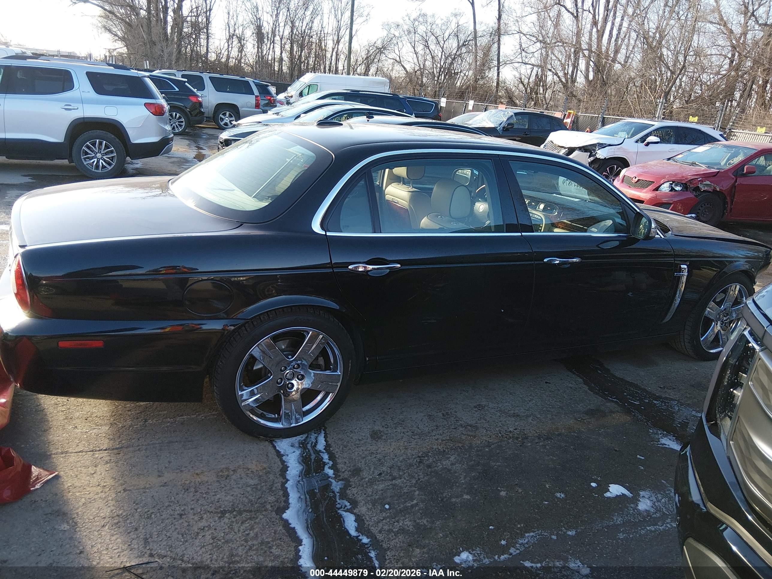 2008 Jaguar Xj Vanden Plas Black vin: SAJWA82B78SH29363