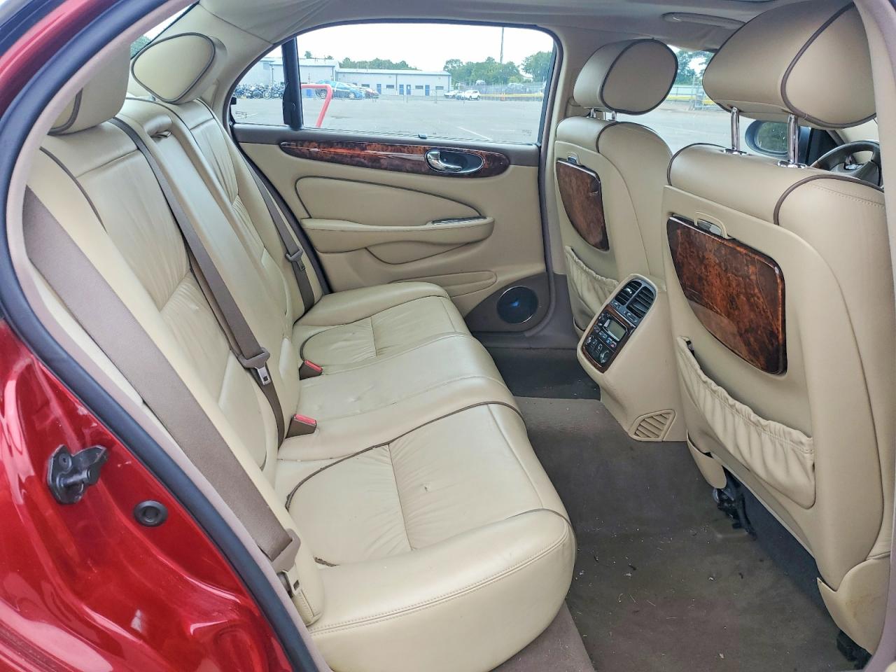 2006 Jaguar Vandenplas Burgundy vin: SAJWA82B86SH10947