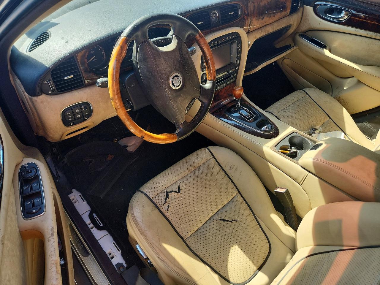 2008 Jaguar Xj Vanden Plas Gray vin: SAJWA82B98SH20583