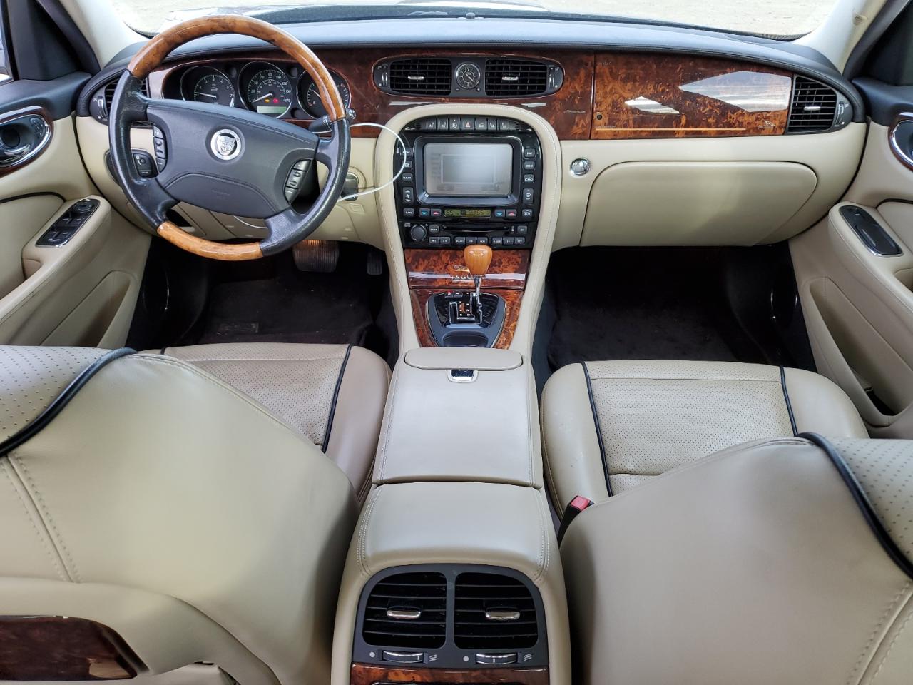 2009 Jaguar Xj Super V8 Черный vin: SAJWA82B99SH31410
