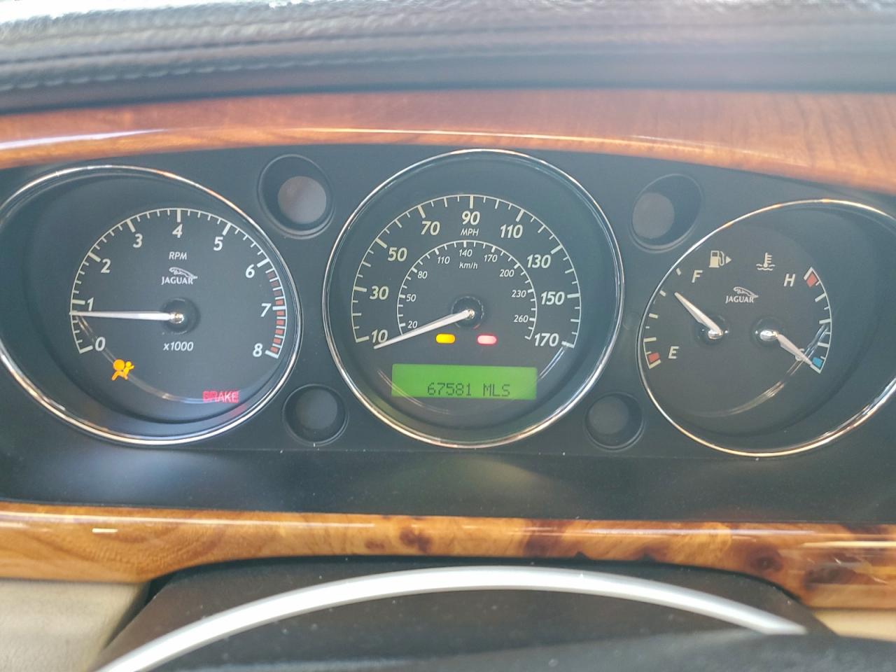 2008 Jaguar Xj Vanden Plas Black vin: SAJWA82BX8SH19264