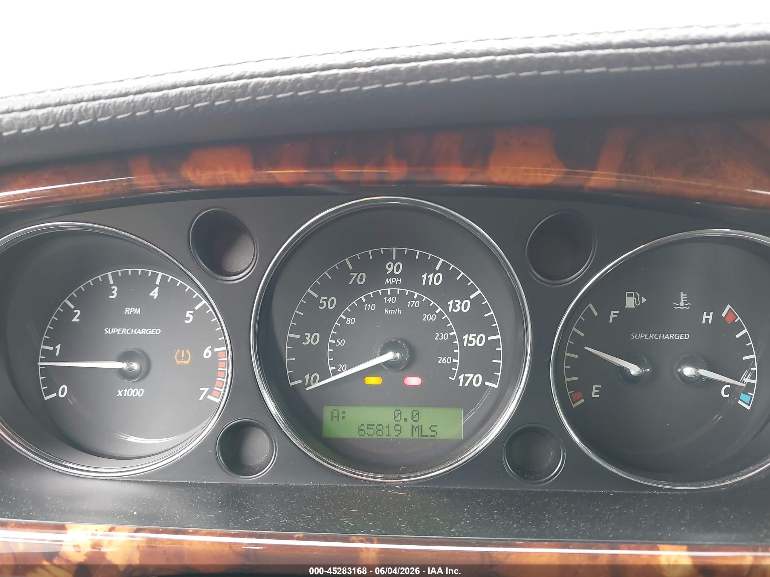 2008 Jaguar Xj Super V8 Silver vin: SAJWA82C38TH21537