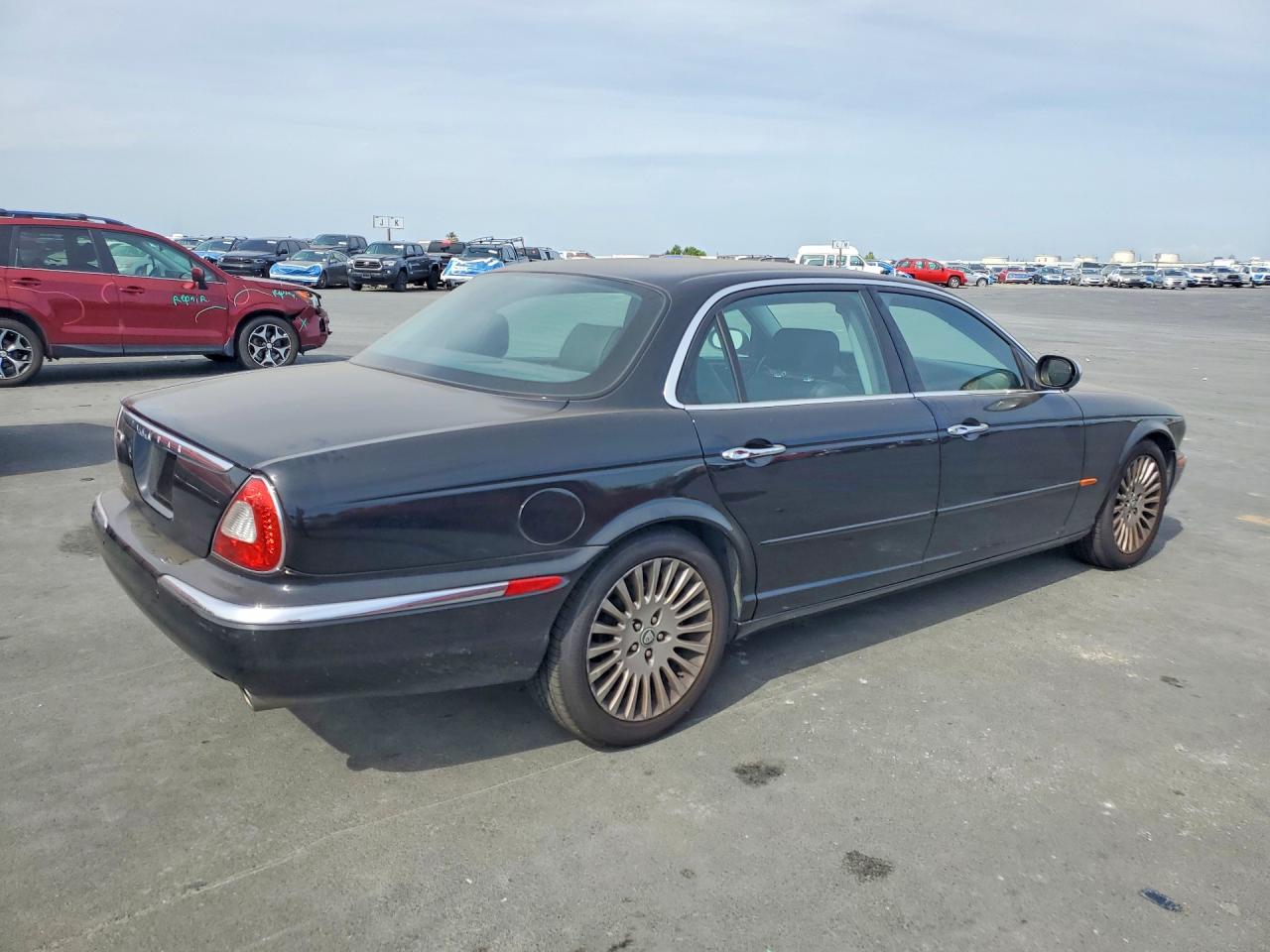2005 Jaguar Vandenplas Black vin: SAJWA82C75SG44270