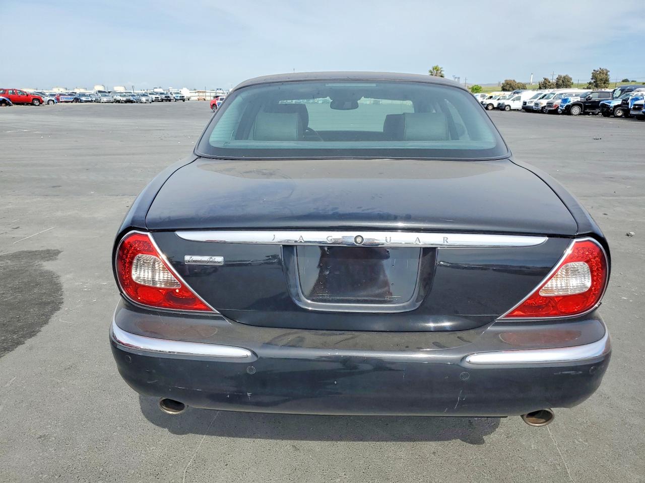 2005 Jaguar Vandenplas Black vin: SAJWA82C75SG44270
