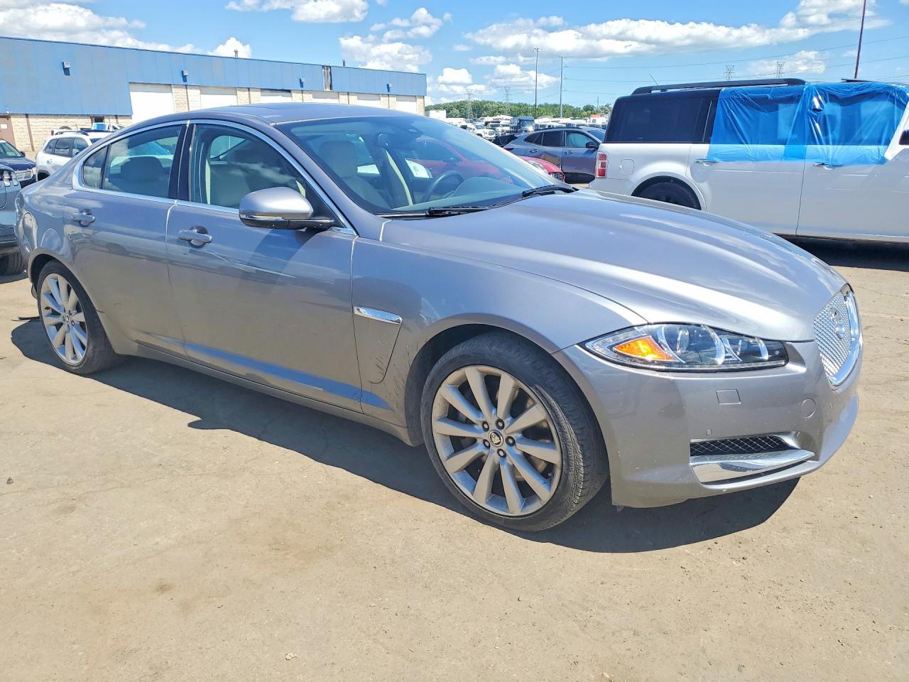 2013 Jaguar Xf Gray vin: SAJWJ0EF1D8S86793