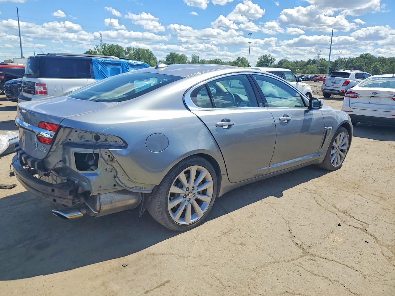 2013 Jaguar Xf Gray vin: SAJWJ0EF1D8S86793
