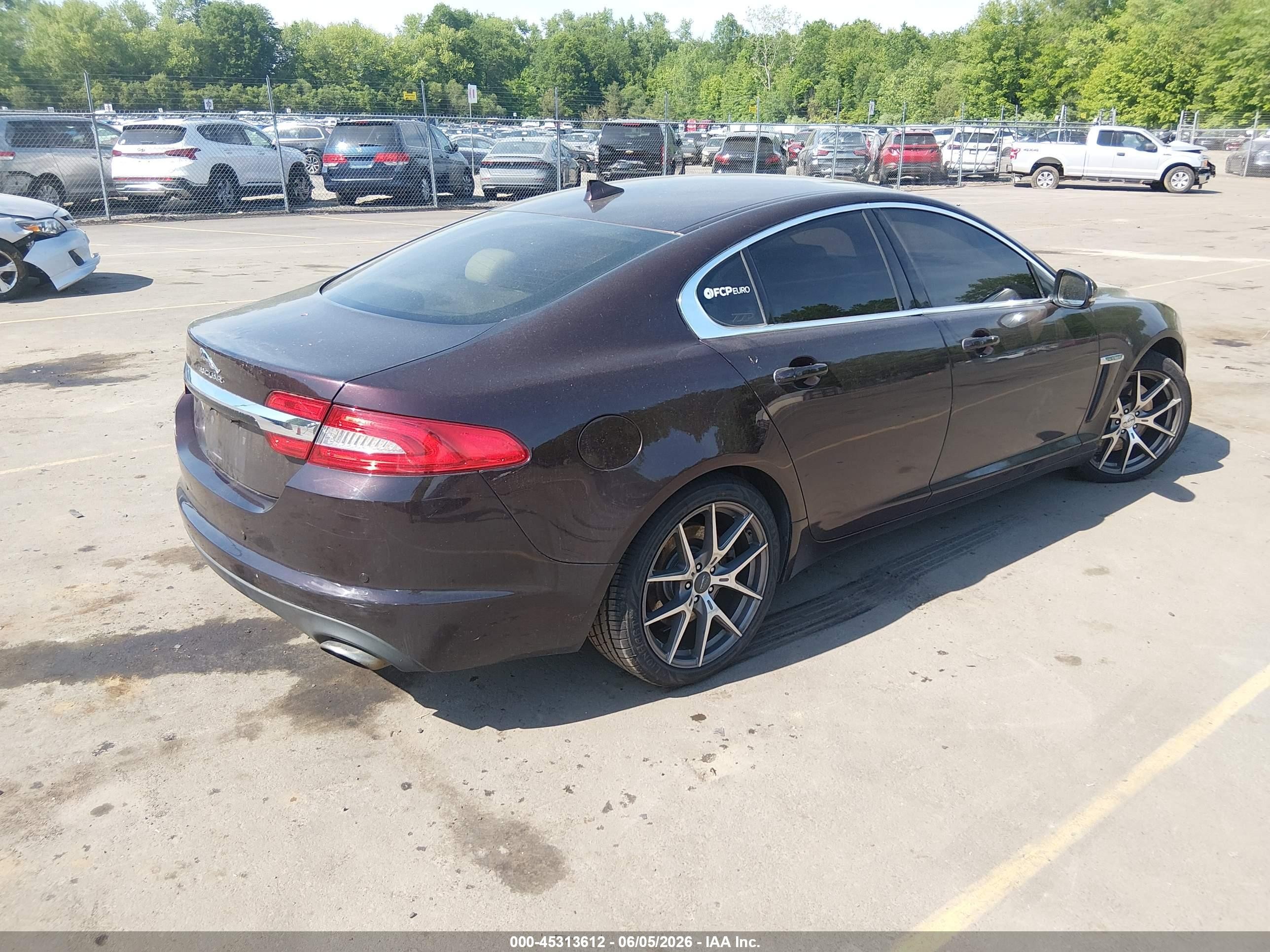 2014 Jaguar Xf V6 Sc Burgundy vin: SAJWJ0EF3E8U28238