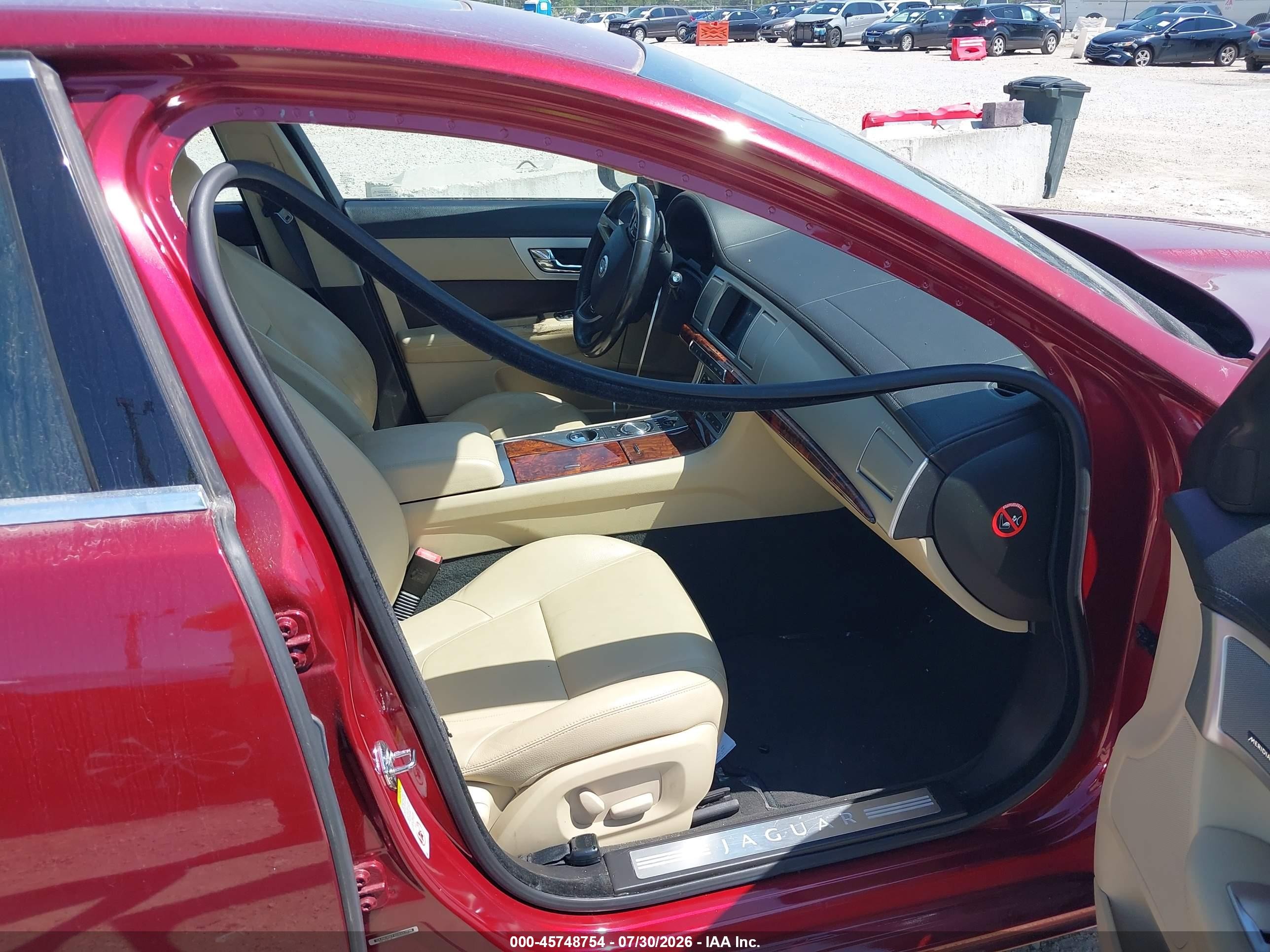 2013 Jaguar Xf V6 Sc Красный vin: SAJWJ0EF4D8S83838