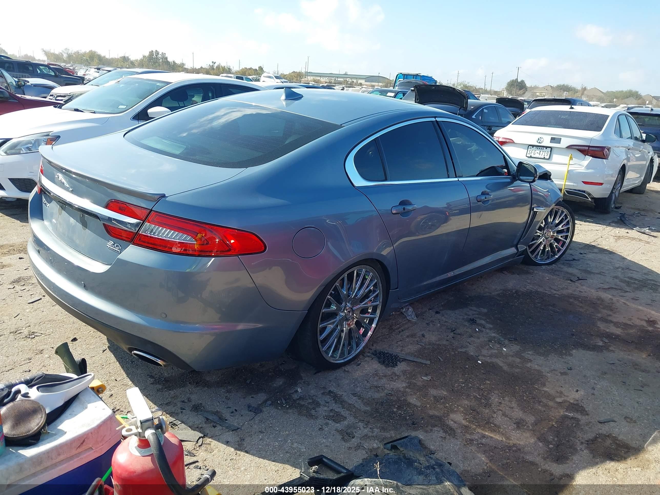 2013 Jaguar Xf V6 Sc Синий vin: SAJWJ0EF4D8S87128