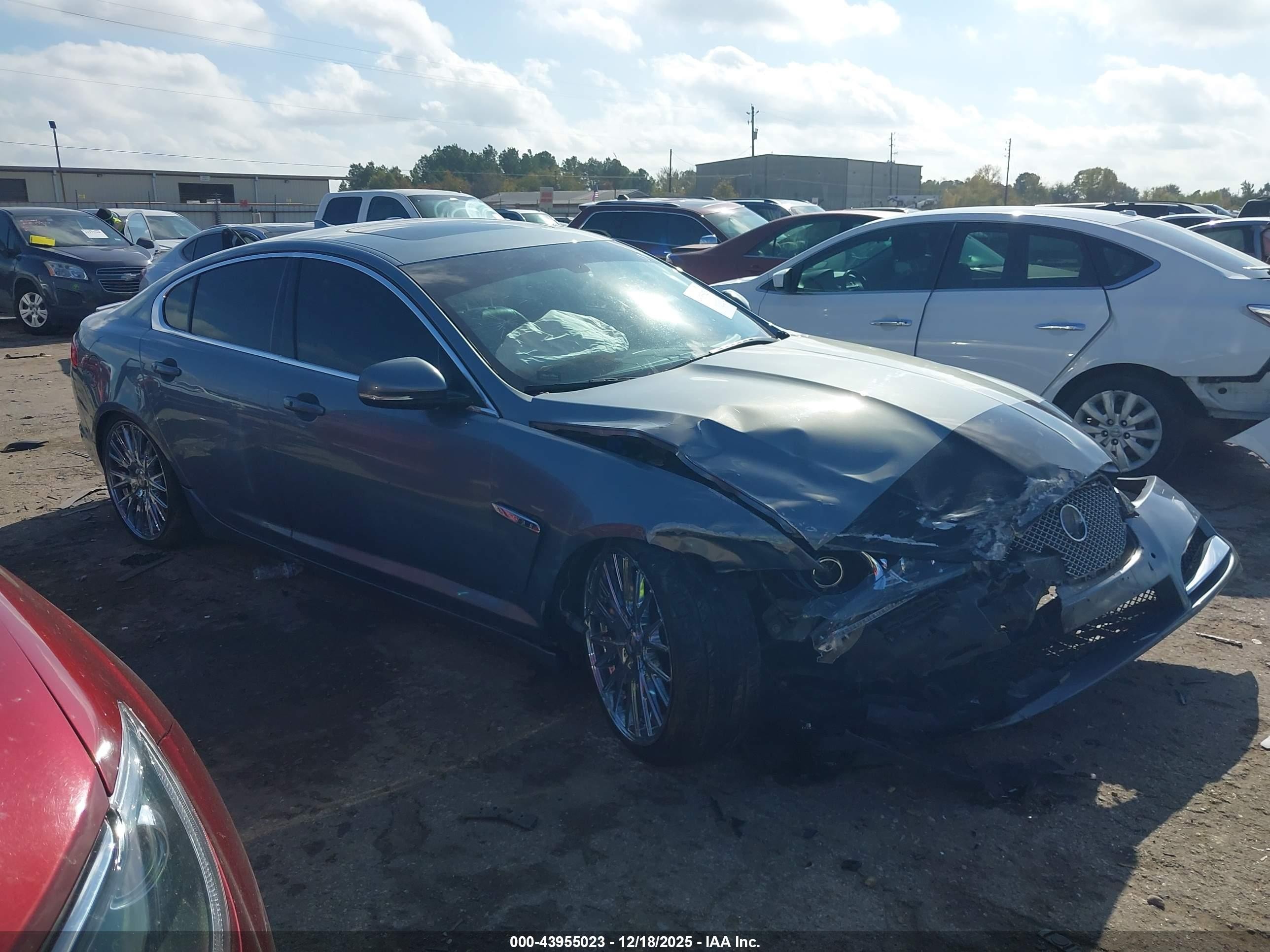 2013 Jaguar Xf V6 Sc Синий vin: SAJWJ0EF4D8S87128