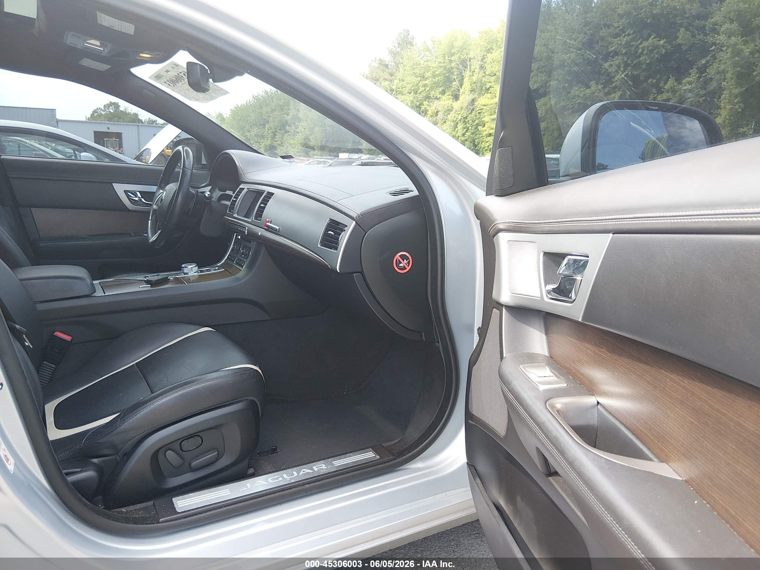2014 Jaguar Xf V6 Sc Gray vin: SAJWJ0EF7E8U18232