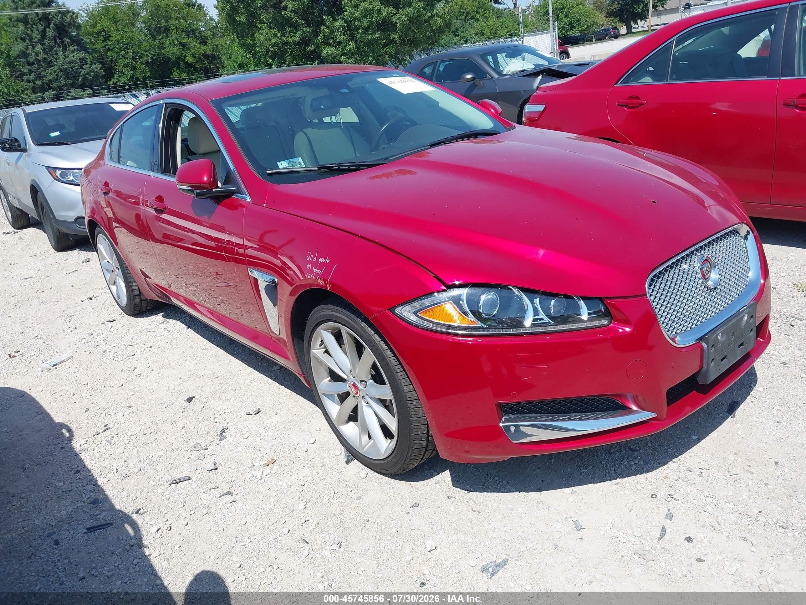 2015 Jaguar Xf 3.0 Portfolio/3.0 Sport Red vin: SAJWJ0FF0F8U76151