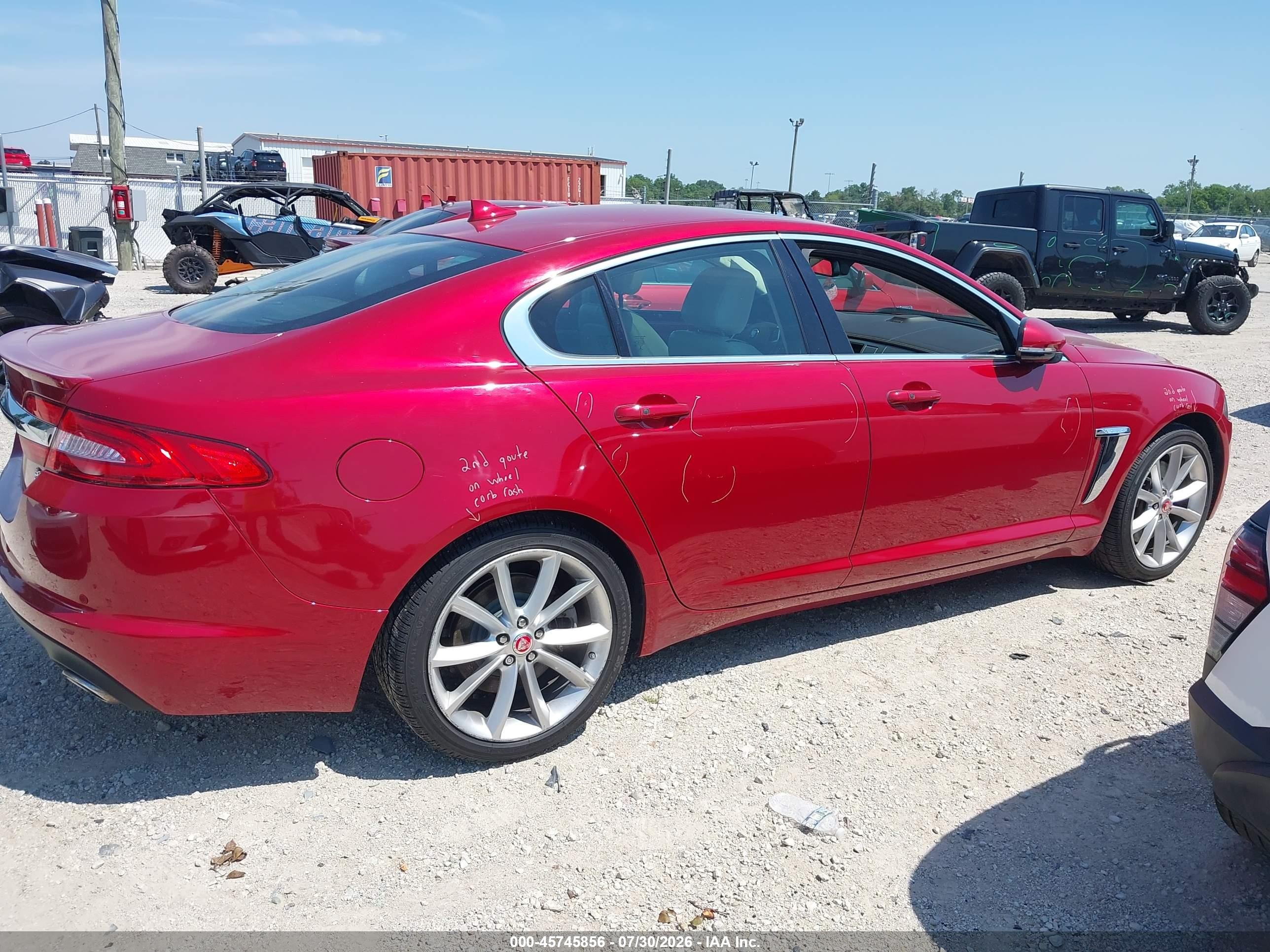 2015 Jaguar Xf 3.0 Portfolio/3.0 Sport Red vin: SAJWJ0FF0F8U76151