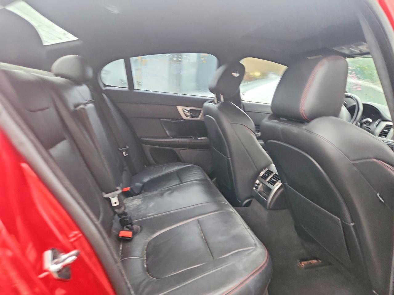 2015 Jaguar Xf 3.0 Sport Awd Red vin: SAJWJ0FF1F8U54157