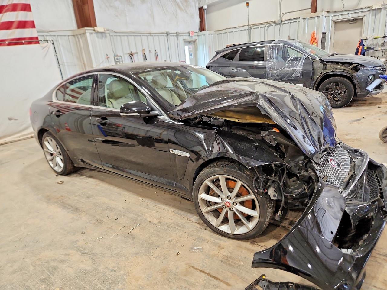2015 Jaguar Xf 3.0 Sport Awd Black vin: SAJWJ0FF2F8U57813
