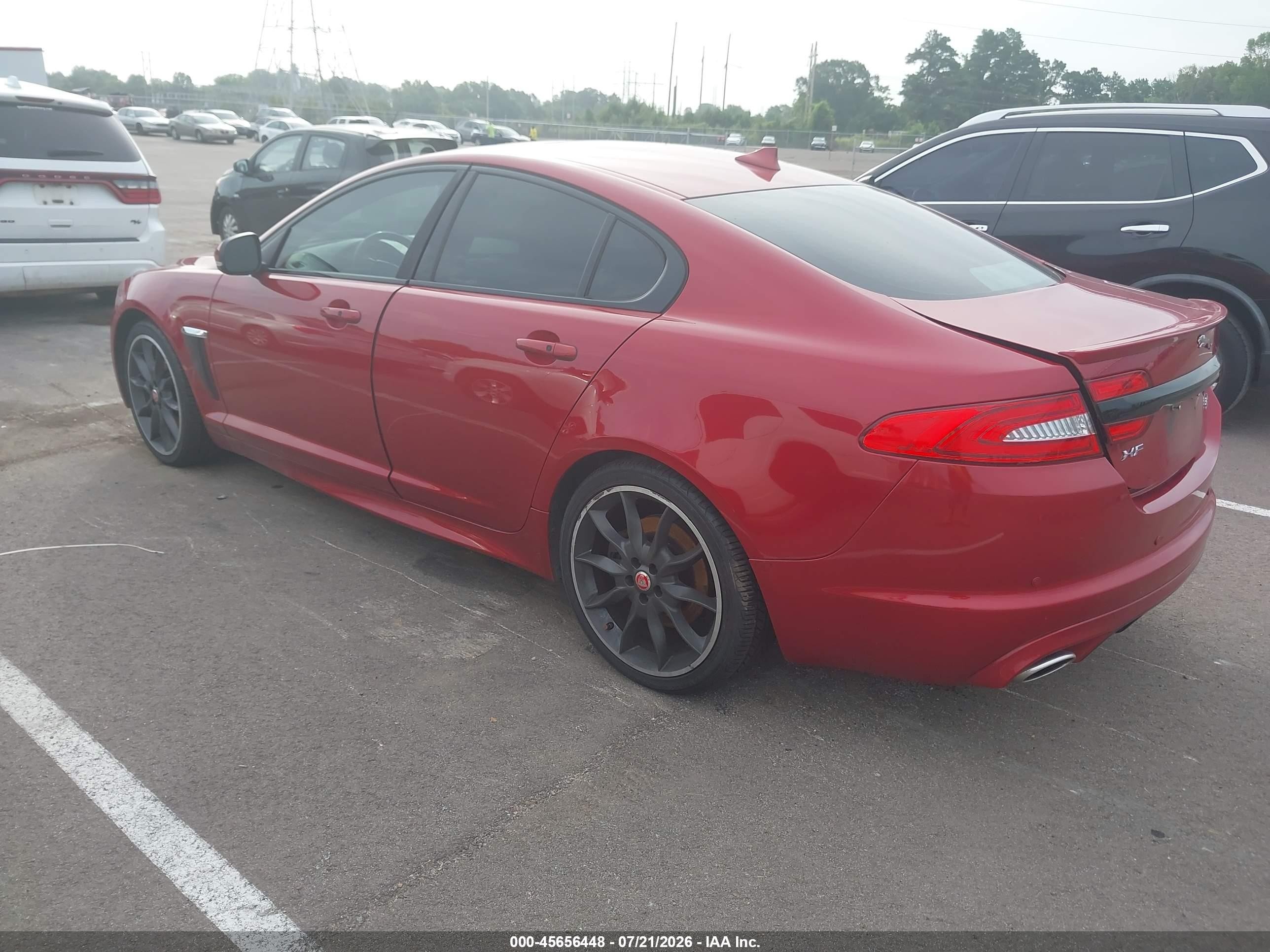 2015 Jaguar Xf 3.0 Portfolio/3.0 Sport Red vin: SAJWJ0FF5F8U60950