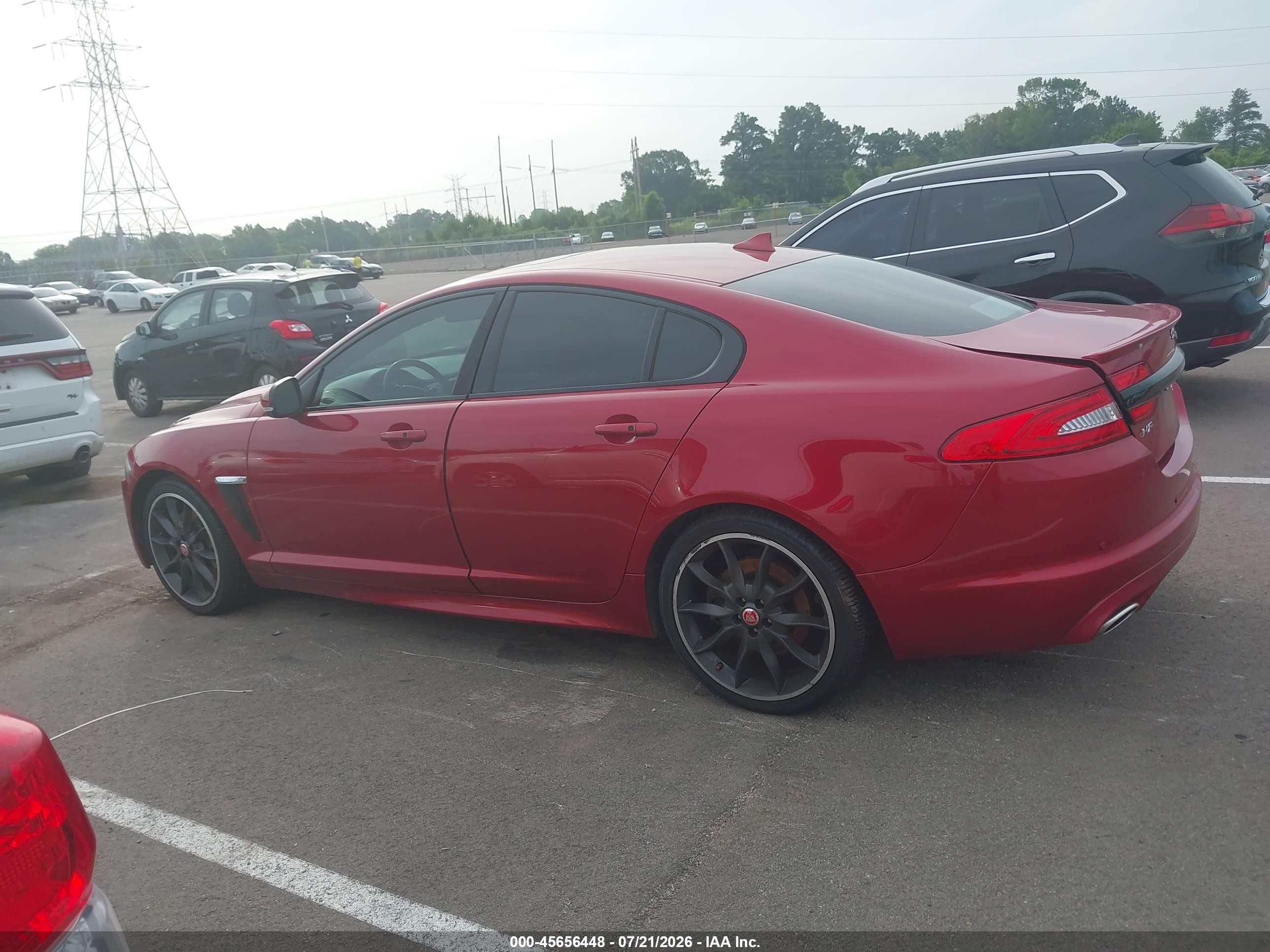 2015 Jaguar Xf 3.0 Portfolio/3.0 Sport Red vin: SAJWJ0FF5F8U60950
