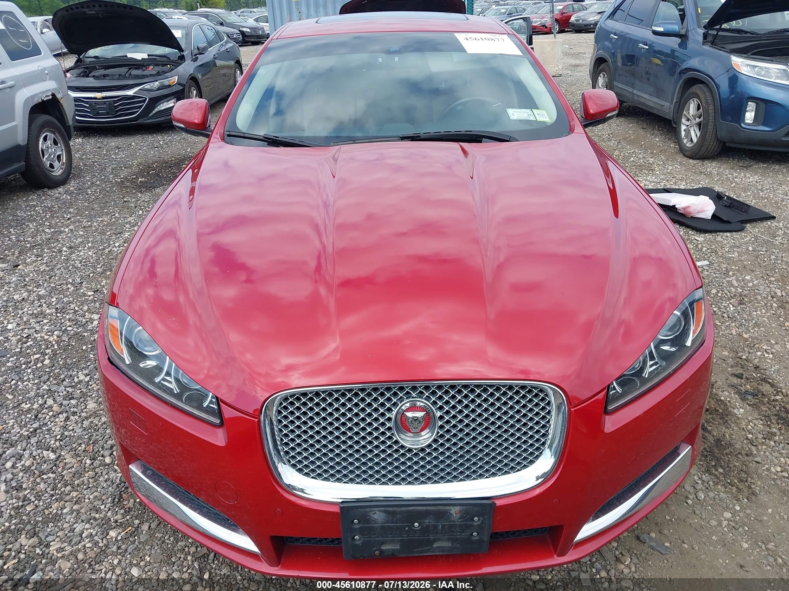 2015 Jaguar Xf 3.0 Portfolio/3.0 Sport Red vin: SAJWJ0FF9F8U64970