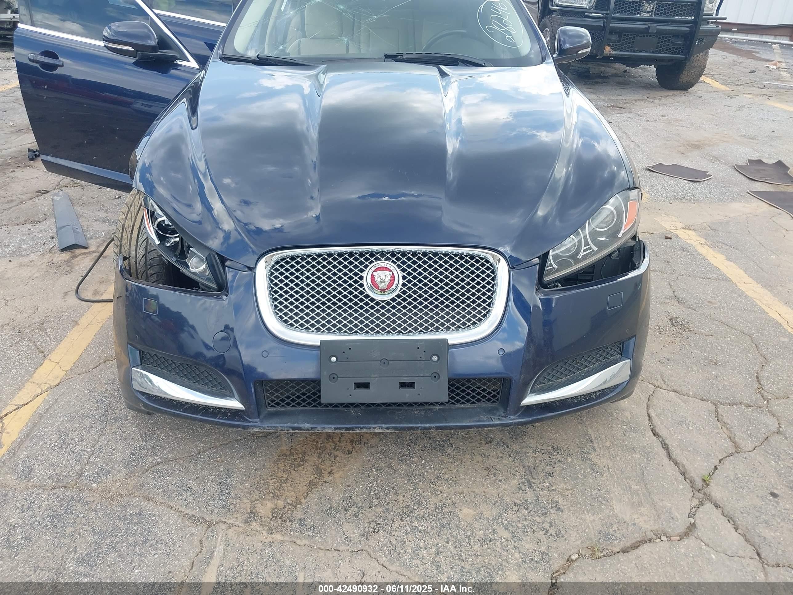 2015 Jaguar Xf 3.0 Portfolio/3.0 Sport Blue vin: SAJWJ0FFXF8U66596