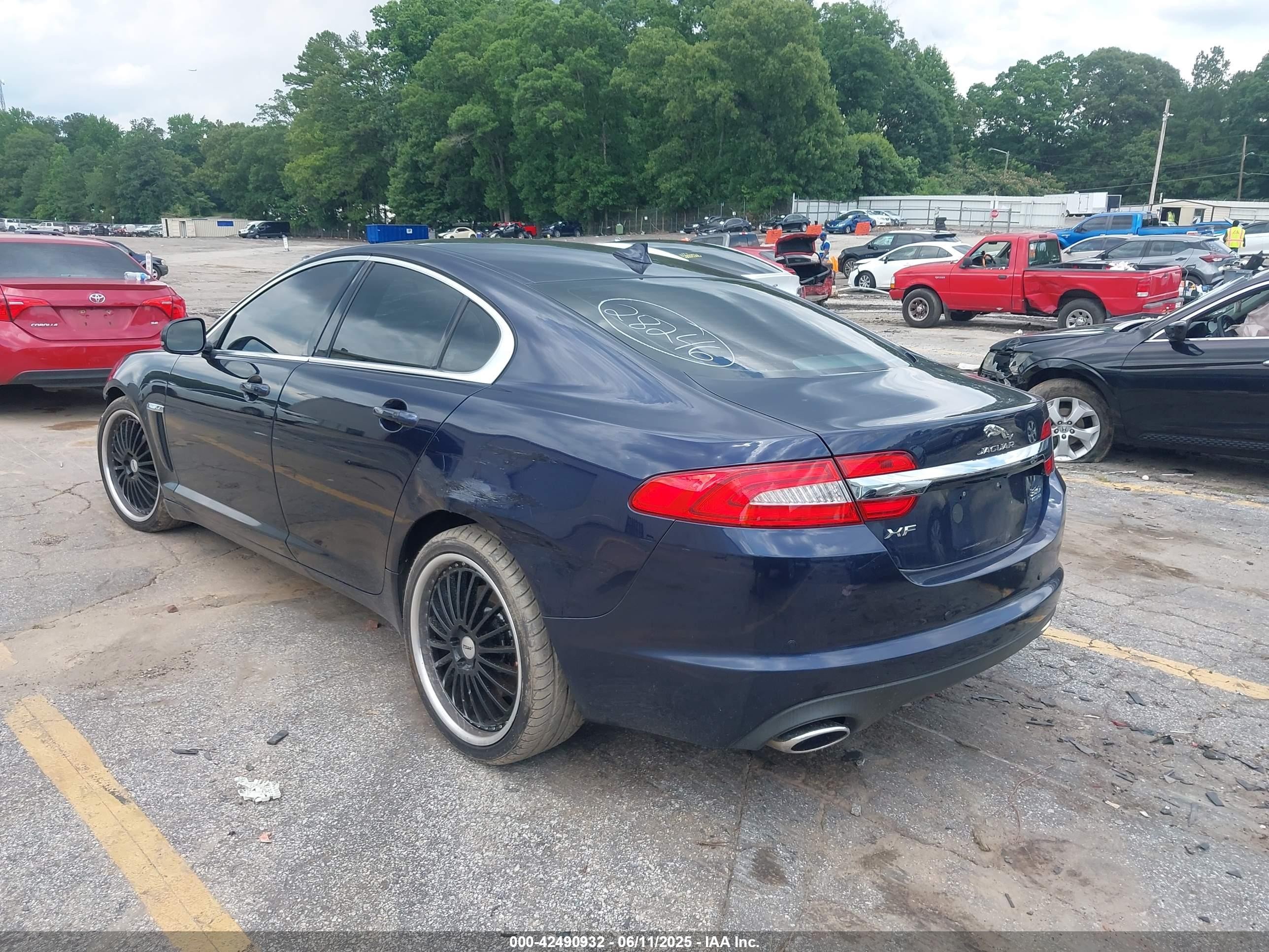 2015 Jaguar Xf 3.0 Portfolio/3.0 Sport Blue vin: SAJWJ0FFXF8U66596