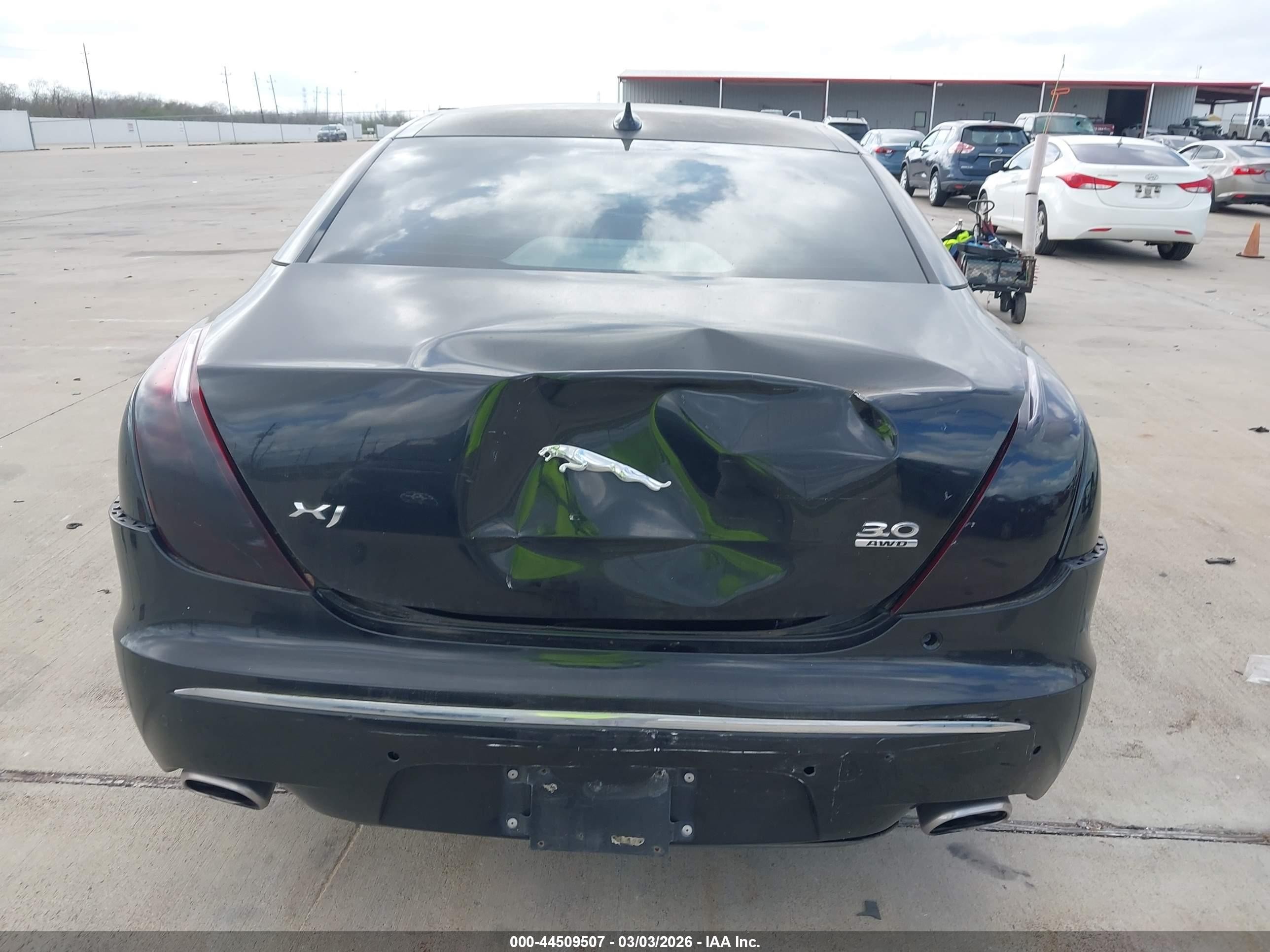 2013 Jaguar Xj   Black vin: SAJWJ1CD0D8V48391