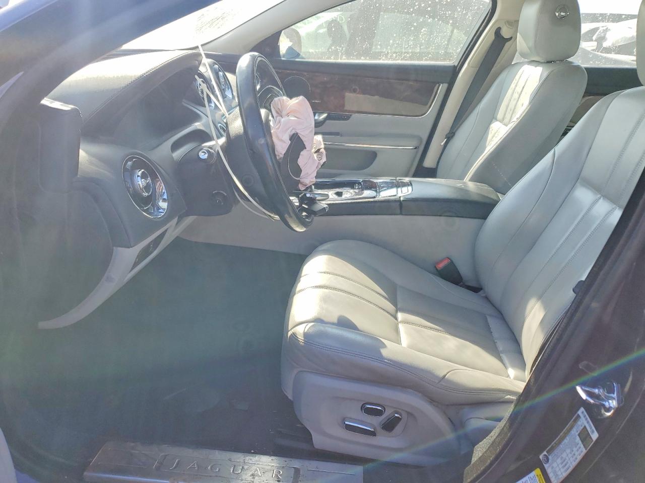 2013 Jaguar Xj Purple vin: SAJWJ1CD0D8V48570
