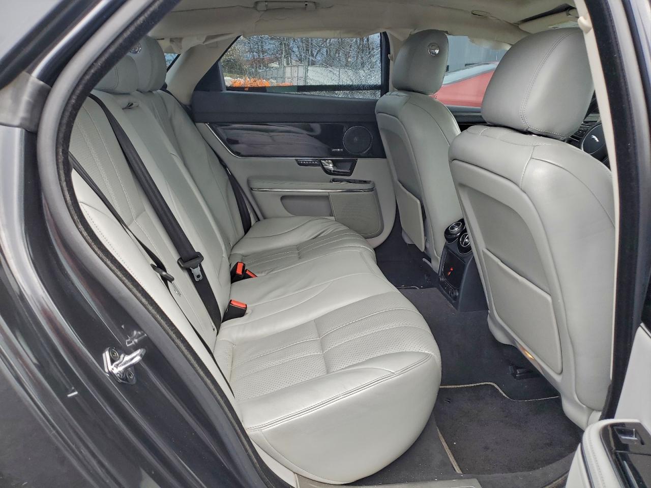 2013 Jaguar Xj Black vin: SAJWJ1CD1D8V44253