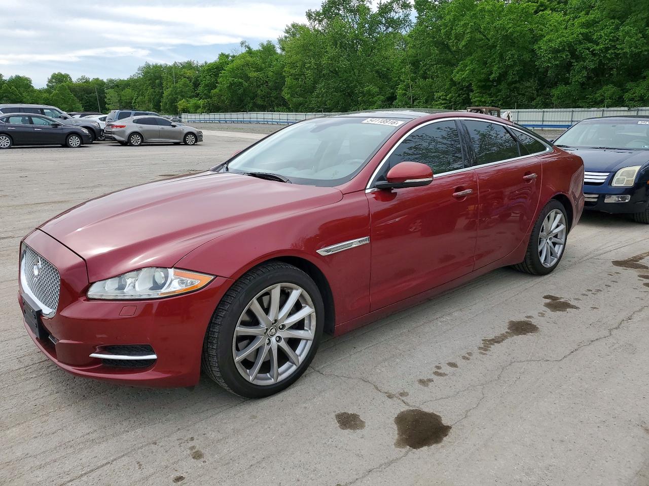 2013 Jaguar Xj Red vin: SAJWJ1CD2D8V49221