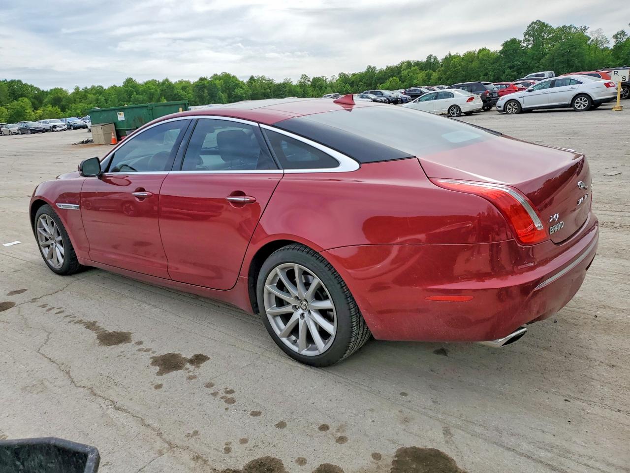 2013 Jaguar Xj Red vin: SAJWJ1CD2D8V49221