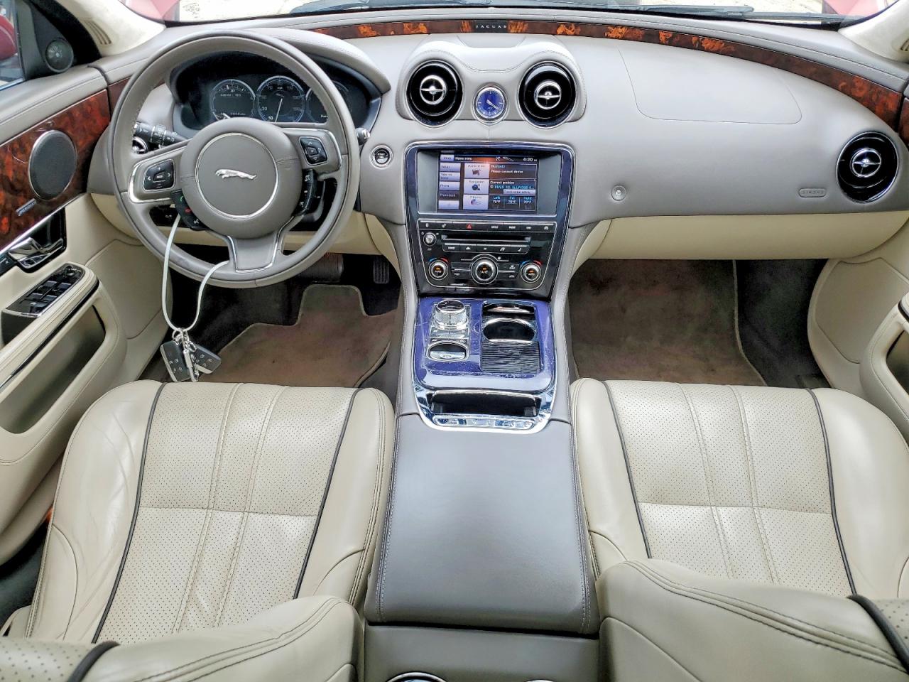 2013 Jaguar Xj Red vin: SAJWJ1CD2D8V49221
