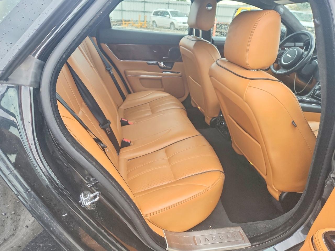 2013 Jaguar Xj Black vin: SAJWJ1CD4D8V45431