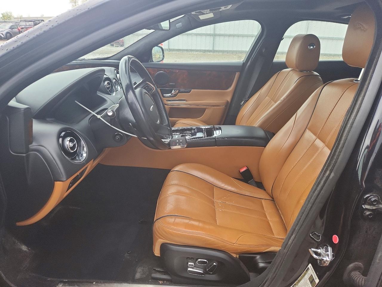 2013 Jaguar Xj Black vin: SAJWJ1CD4D8V45431