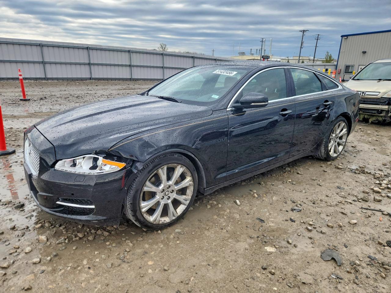 2013 Jaguar Xj Black vin: SAJWJ1CD4D8V45431