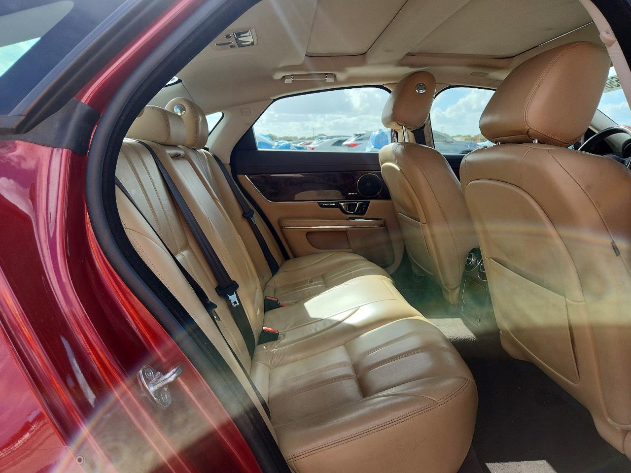 2014 Jaguar Xj Red vin: SAJWJ1CD4E8V66006