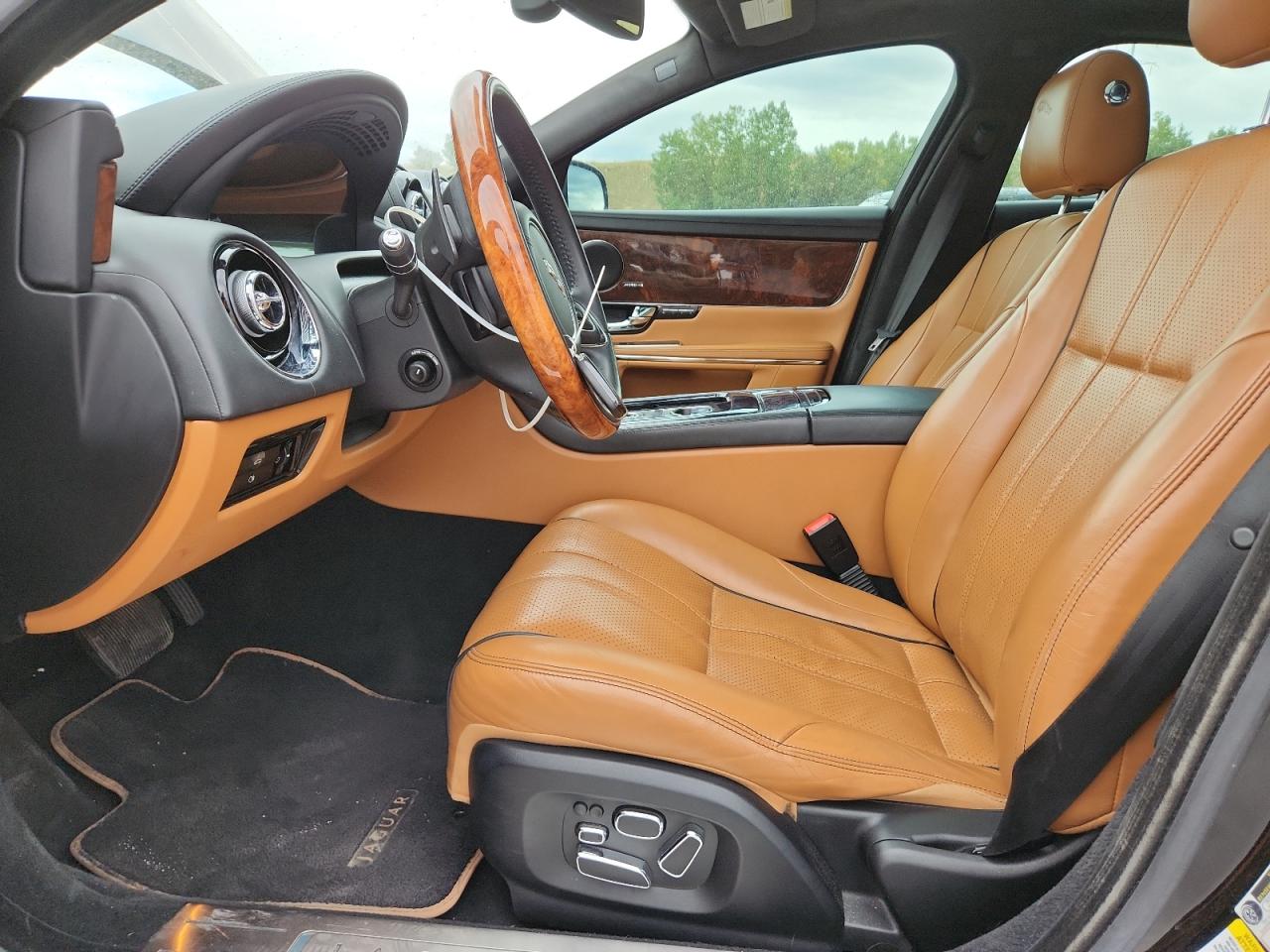 2013 Jaguar Xj Black vin: SAJWJ1CD5D8V48824
