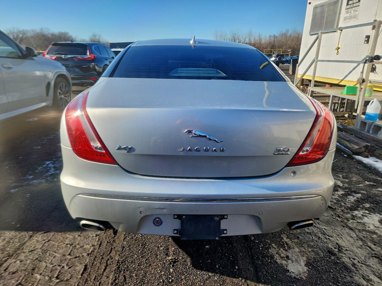 2013 Jaguar Xj Silver vin: SAJWJ1CD5D8V49021