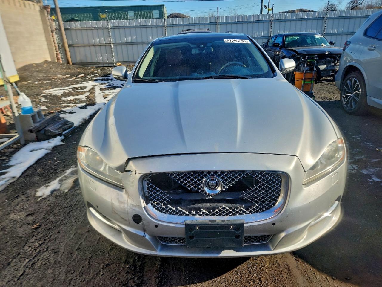 2013 Jaguar Xj Silver vin: SAJWJ1CD5D8V49021