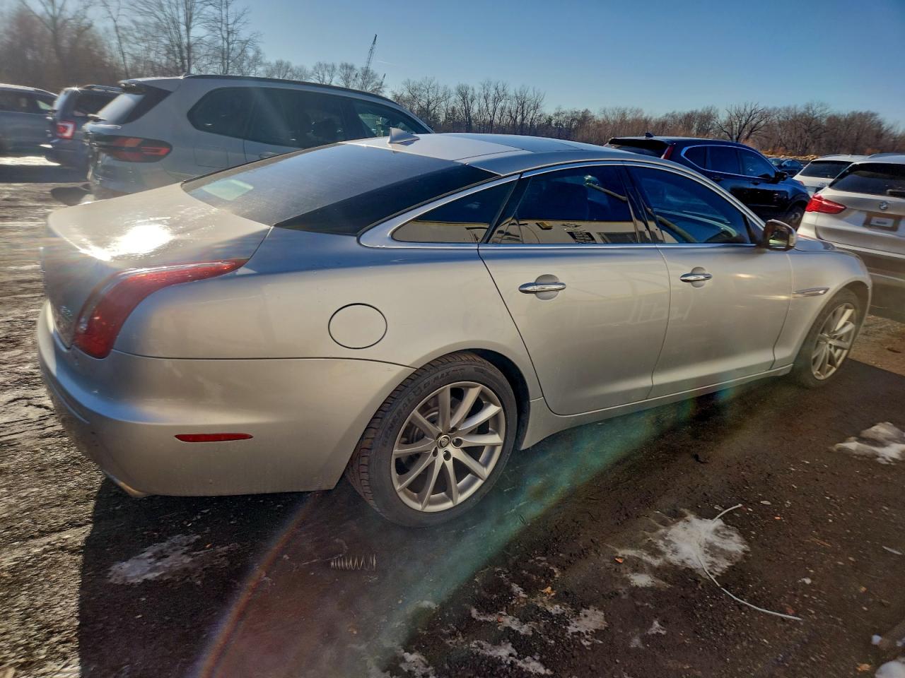 2013 Jaguar Xj Silver vin: SAJWJ1CD5D8V49021