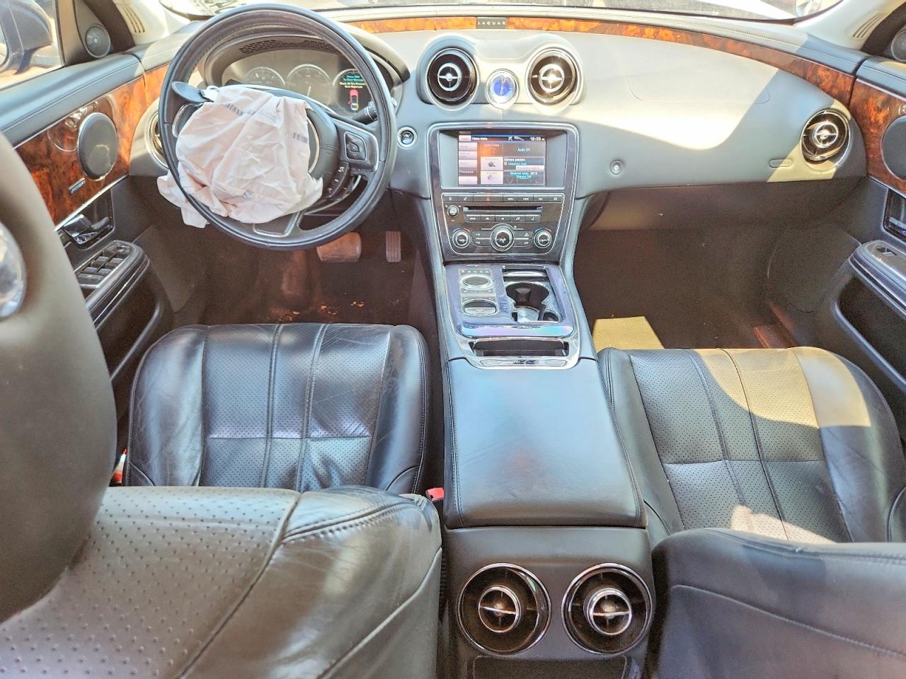 2013 Jaguar Xj Black vin: SAJWJ1CD6D8V46211