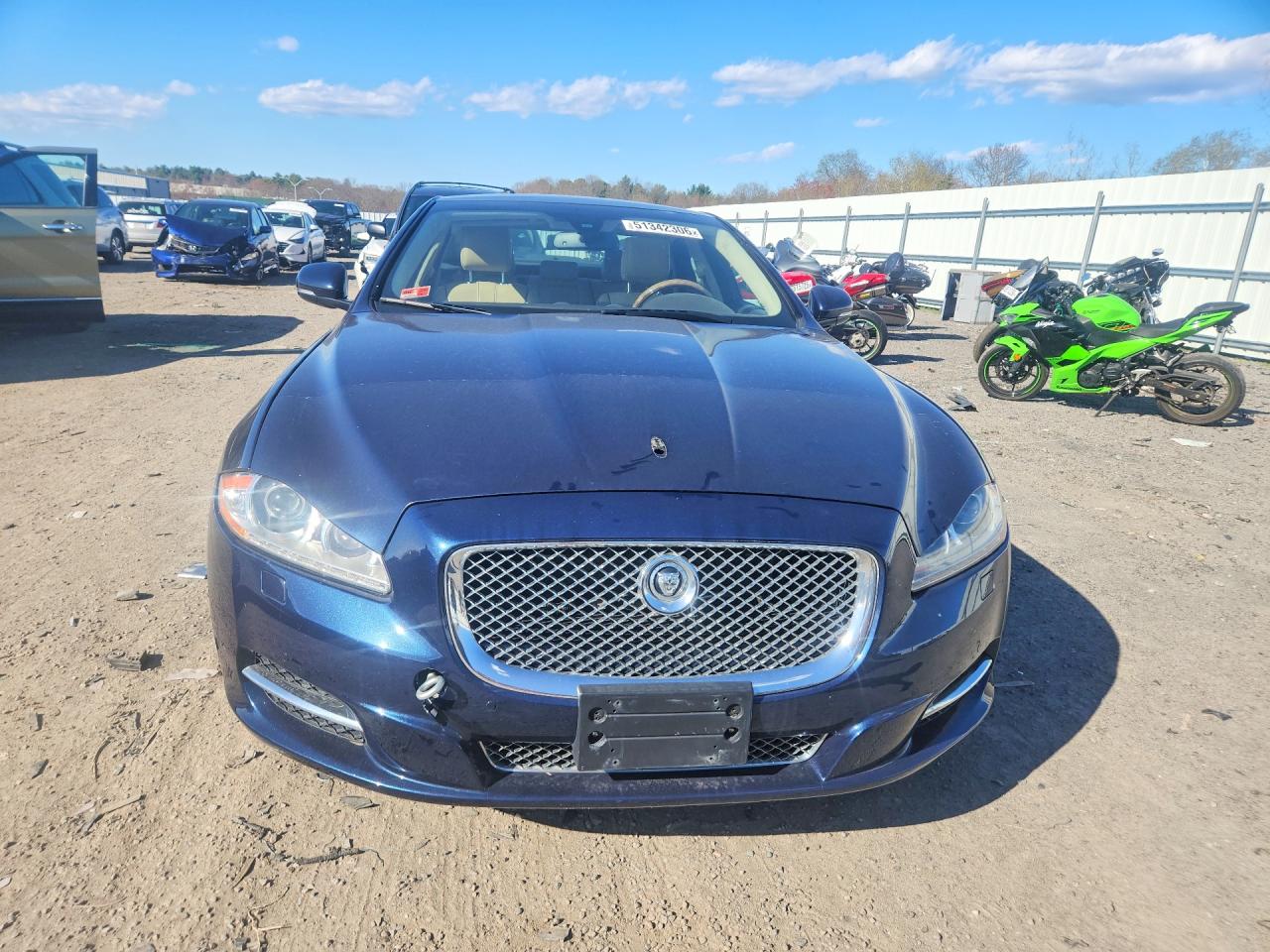 2013 Jaguar Xj Blue vin: SAJWJ1CD7D8V47268
