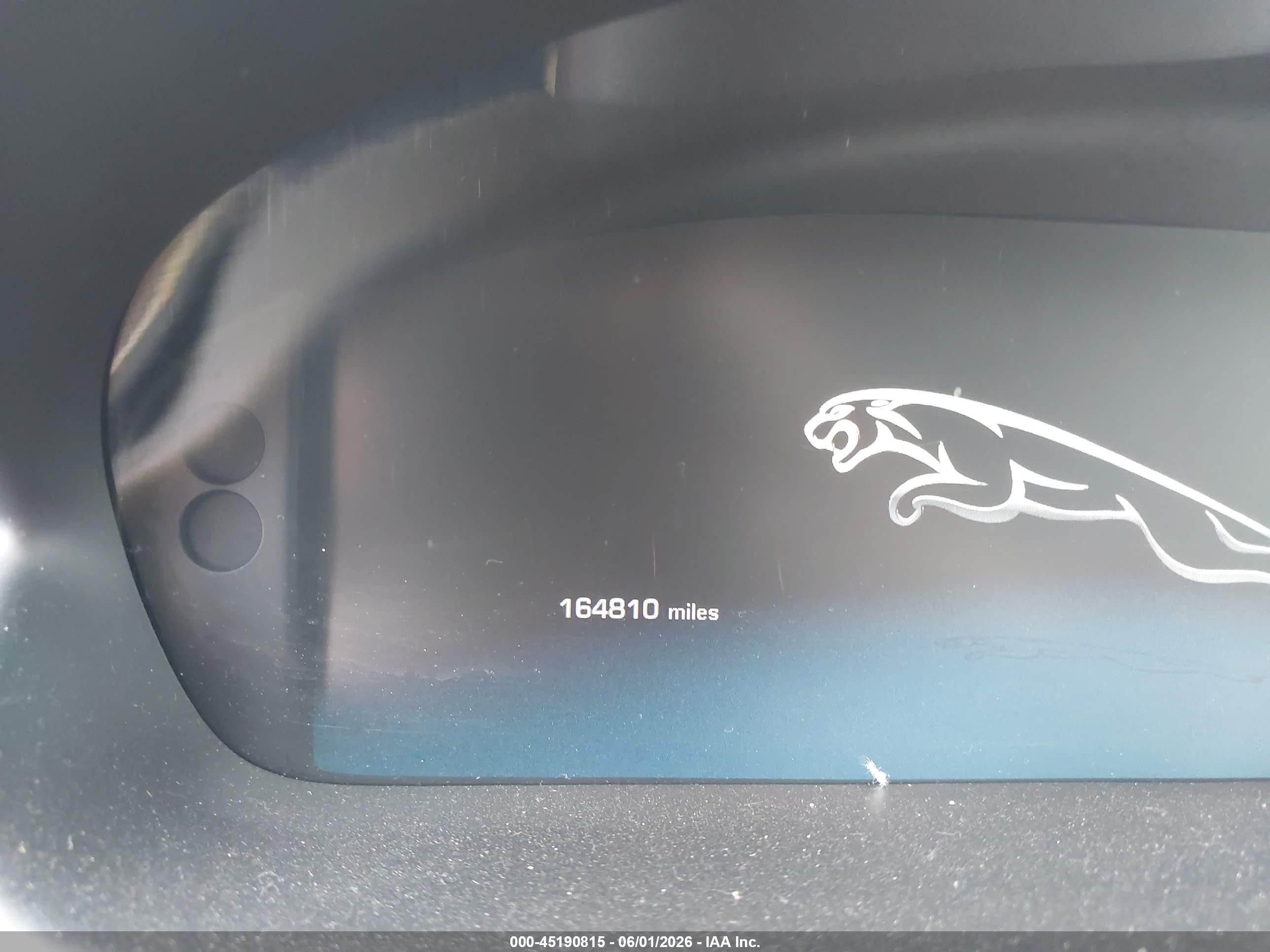 2013 Jaguar Xj   White vin: SAJWJ1CD8D8V47635