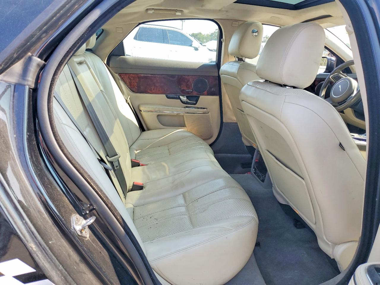 2013 Jaguar Xj Black vin: SAJWJ1CD9D8V47286