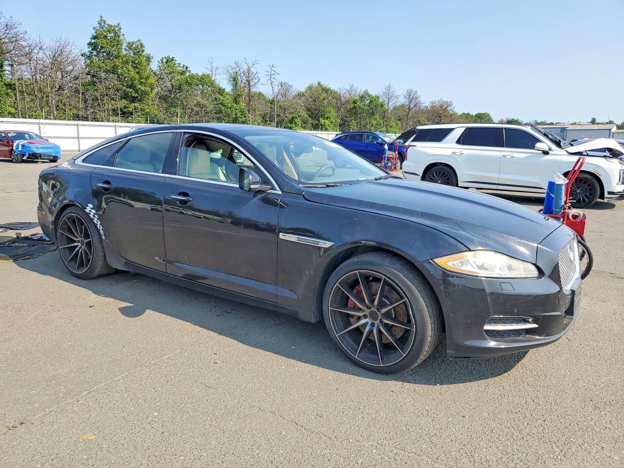 2013 Jaguar Xj Black vin: SAJWJ1CD9D8V47286
