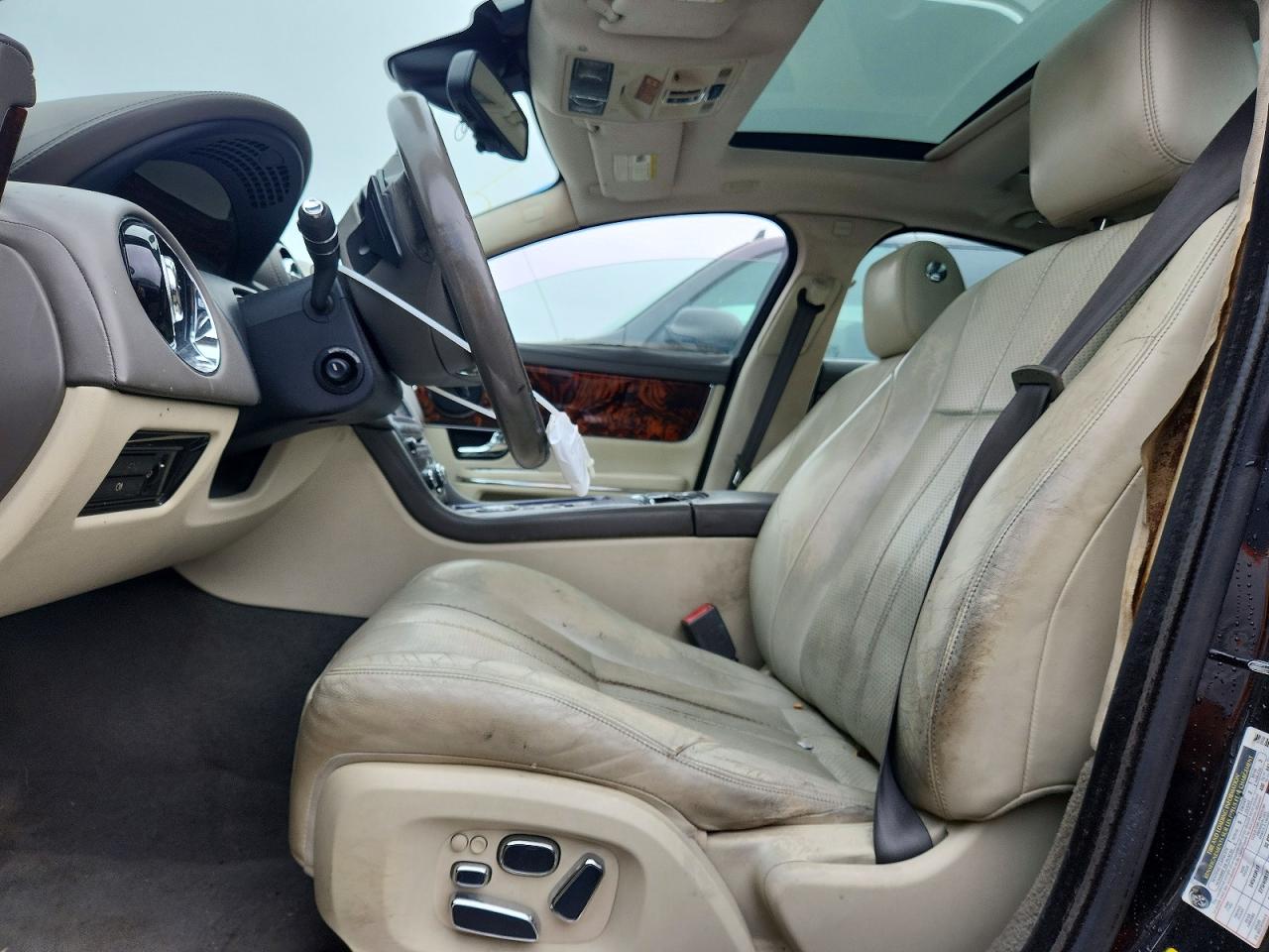 2013 Jaguar Xj Black vin: SAJWJ1CD9D8V47286