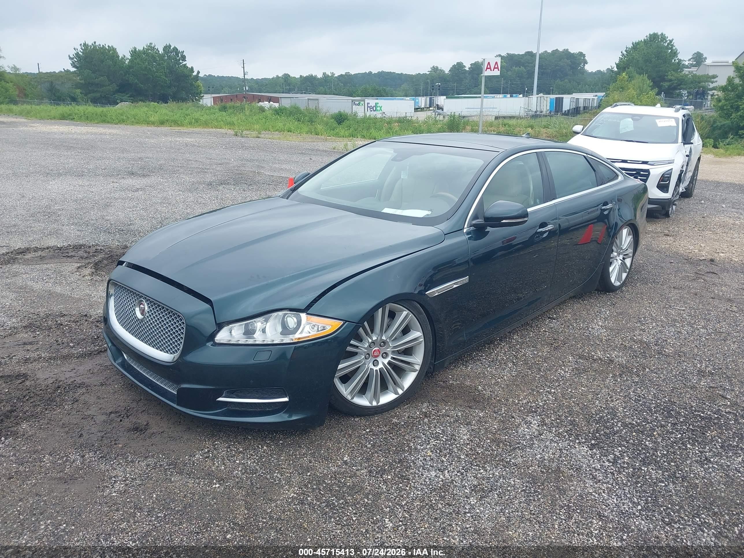 2015 Jaguar Xj Xjl Portfolio Green vin: SAJWJ2GD0F8V83385
